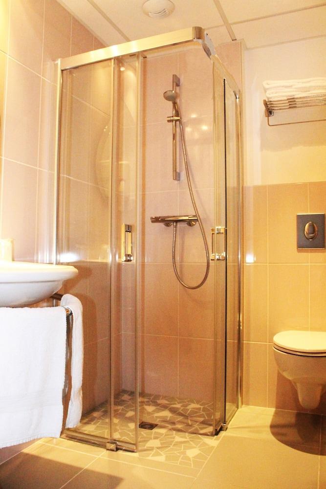 Hotel Des Rosiers